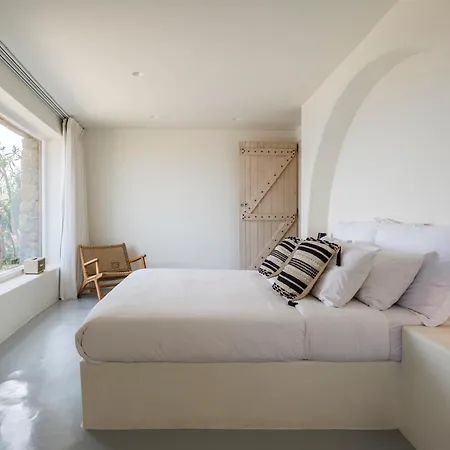 Vila Levi's By Ethos Hospitality - Tennis Court *