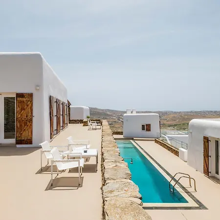 Willa Levi's By Ethos Hospitality - Tennis Court Panormos (Mykonos)