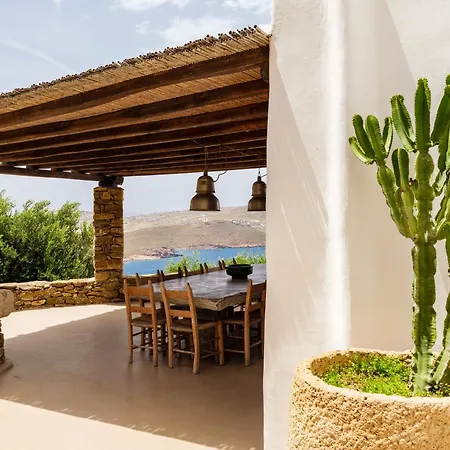 Levi's By Ethos Hospitality - Tennis Court Willa Panormos (Mykonos)