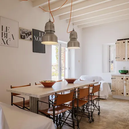 Levi's By Ethos Hospitality - Tennis Court Willa Panormos (Mykonos)